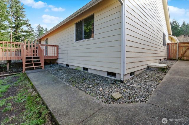 6912 15th Avenue SE, Lacey, WA 98503