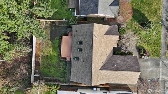 6912 15th Avenue SE, Lacey, WA 98503