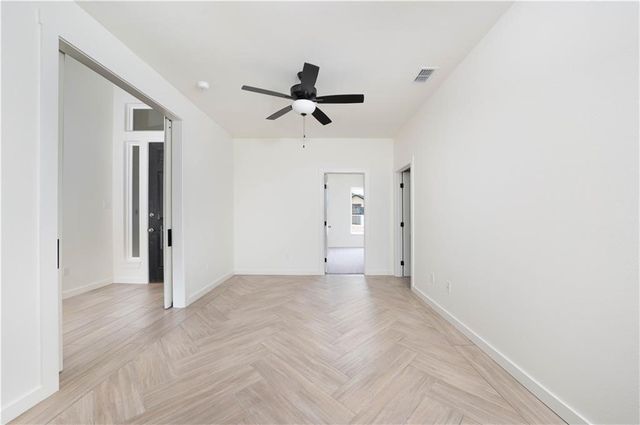 1437 Lois Chesney St, Corpus Christi, TX 78415