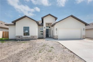 1437 Lois Chesney St, Corpus Christi, TX 78415