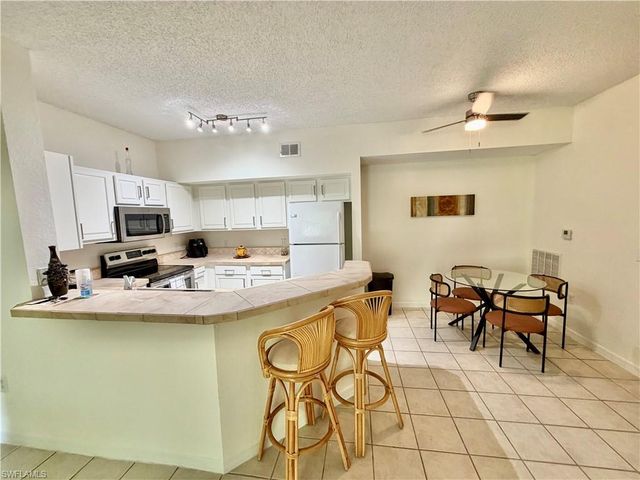 15590 Ocean Walk CIR 309, Fort Myers, FL 33908