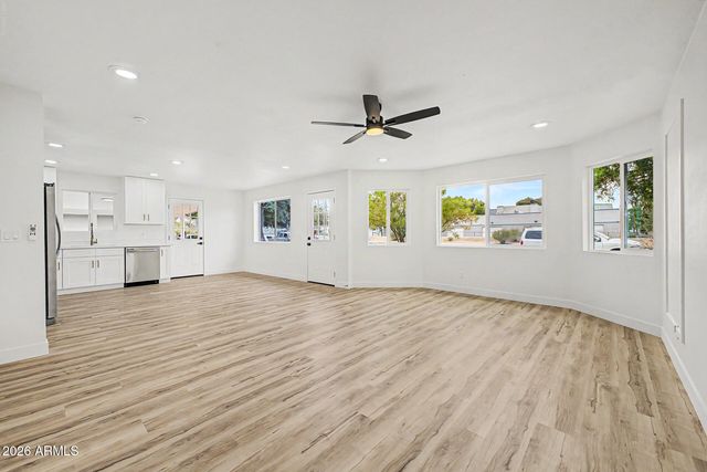 2344 W CHOLLA Street, Phoenix, AZ 85029