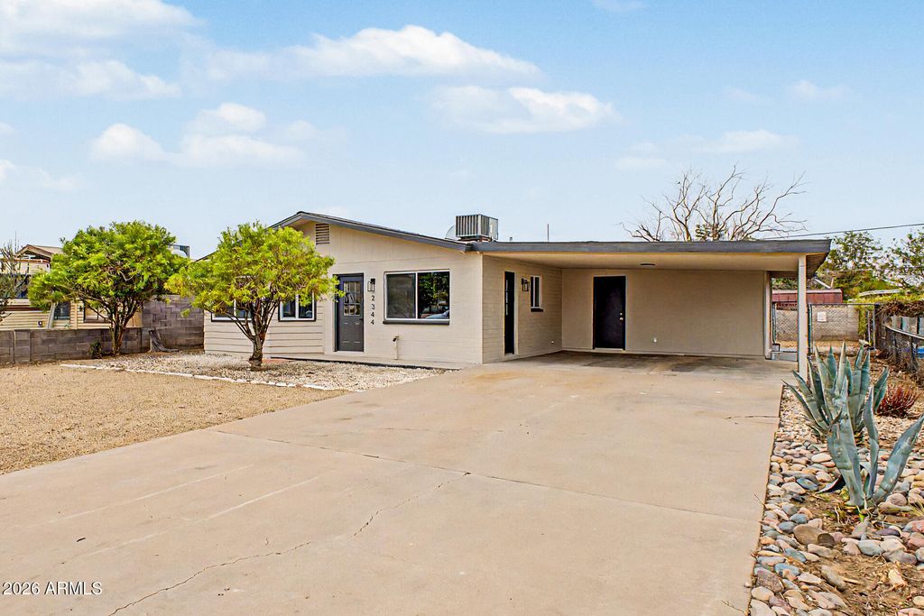 2344 W CHOLLA Street, Phoenix, AZ 85029