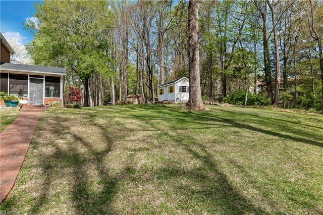 5664 Regents Park Road, Kernersville, NC 27284