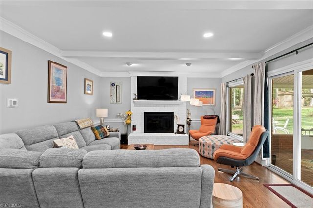 5664 Regents Park Road, Kernersville, NC 27284