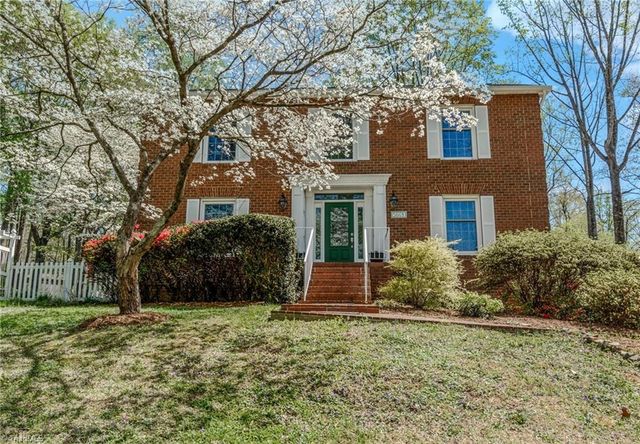 5664 Regents Park Road, Kernersville, NC 27284