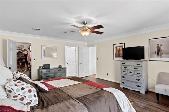 5664 Regents Park Road, Kernersville, NC 27284