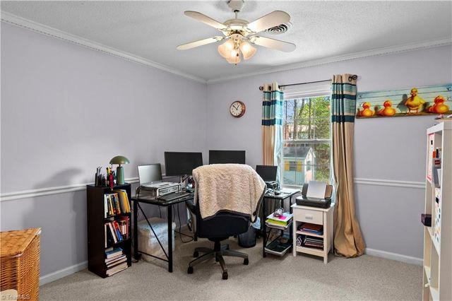 5664 Regents Park Road, Kernersville, NC 27284