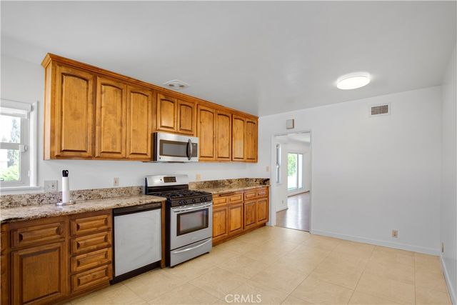 10439 Haledon, Downey, CA 90241