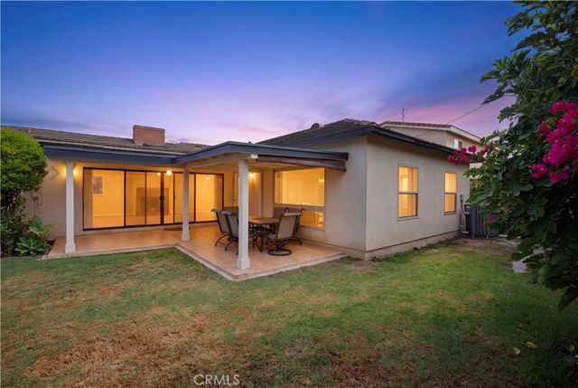 10439 Haledon, Downey, CA 90241