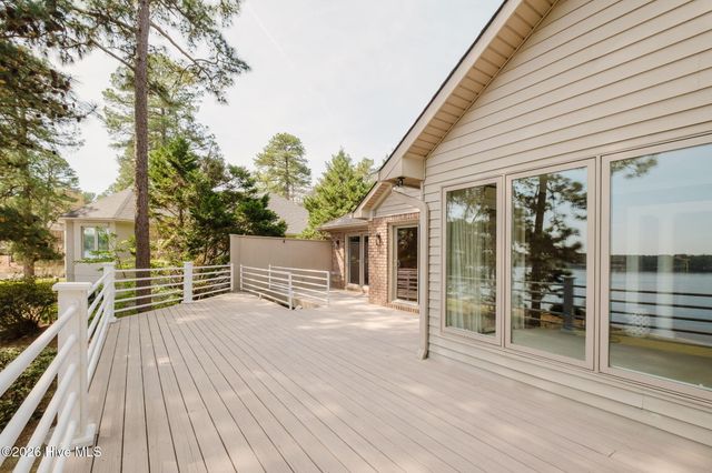 129 Shaw Drive, West End, NC 27376