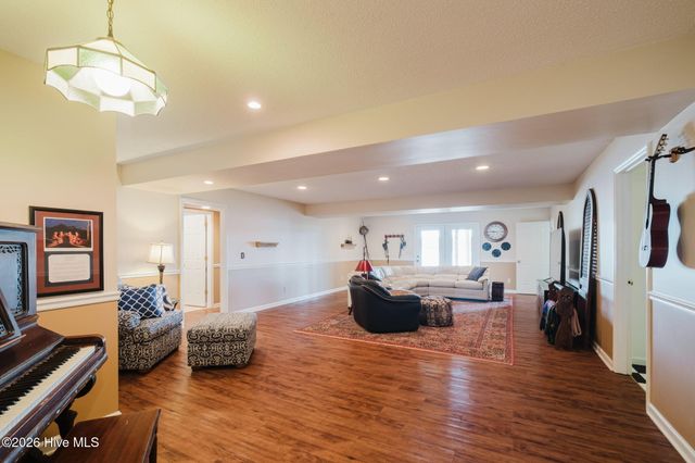 129 Shaw Drive, West End, NC 27376