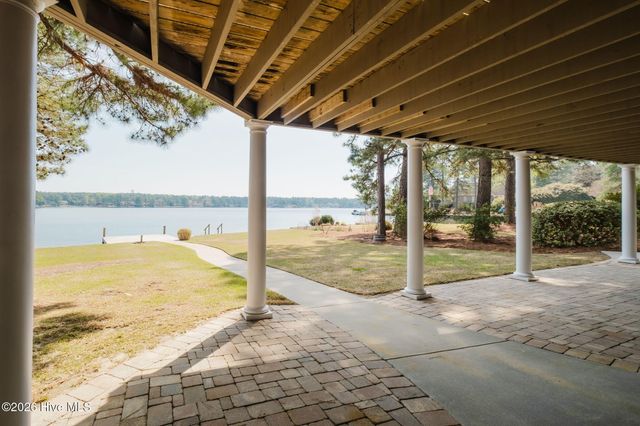 129 Shaw Drive, West End, NC 27376