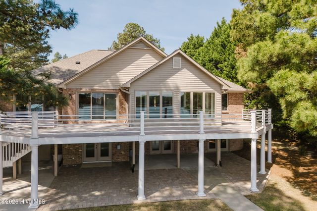 129 Shaw Drive, West End, NC 27376