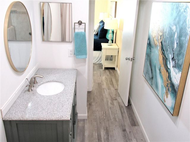 4575 COVE CIRCLE 1004, St Petersburg, FL 33708