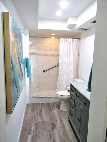 4575 COVE CIRCLE 1004, St Petersburg, FL 33708