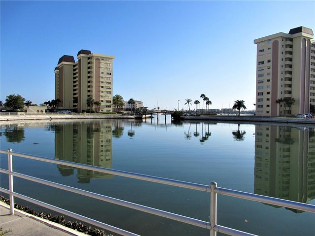 4575 COVE CIRCLE 1004, St Petersburg, FL 33708