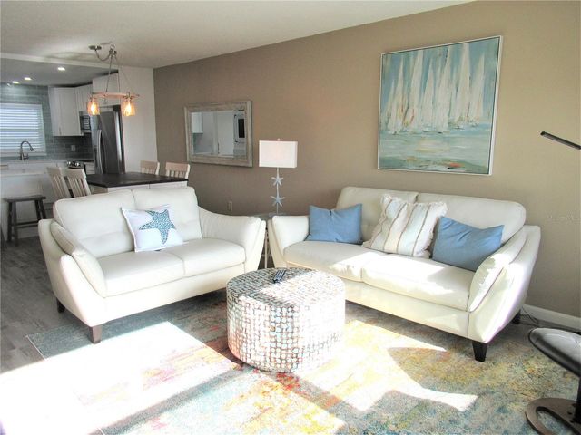 4575 COVE CIRCLE 1004, St Petersburg, FL 33708