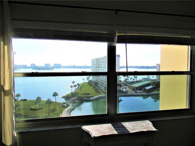 4575 COVE CIRCLE 1004, St Petersburg, FL 33708