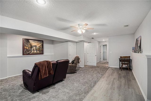13641 W 129th Street, Olathe, KS 66062