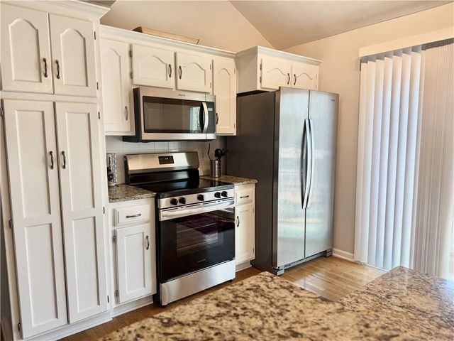 13641 W 129th Street, Olathe, KS 66062