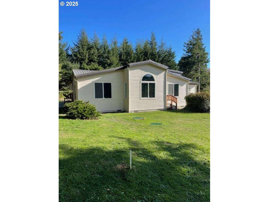 88360 HIGHWAY 42, Bandon, OR 97411