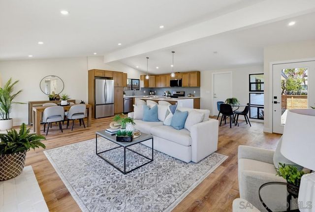 2564 Marathon, San Diego, CA 92123