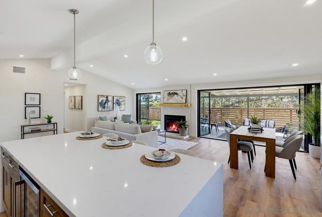 2564 Marathon, San Diego, CA 92123
