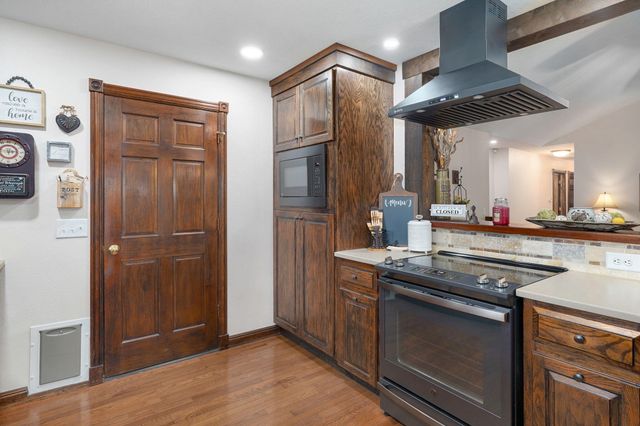 205 Nice Place Road, Clever, MO 65631
