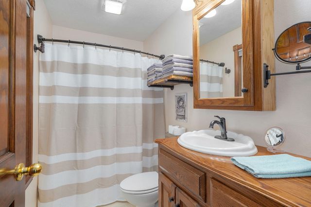 205 Nice Place Road, Clever, MO 65631