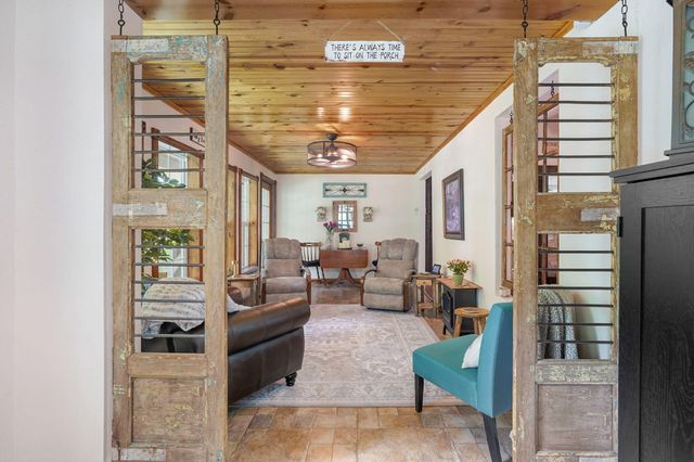 205 Nice Place Road, Clever, MO 65631