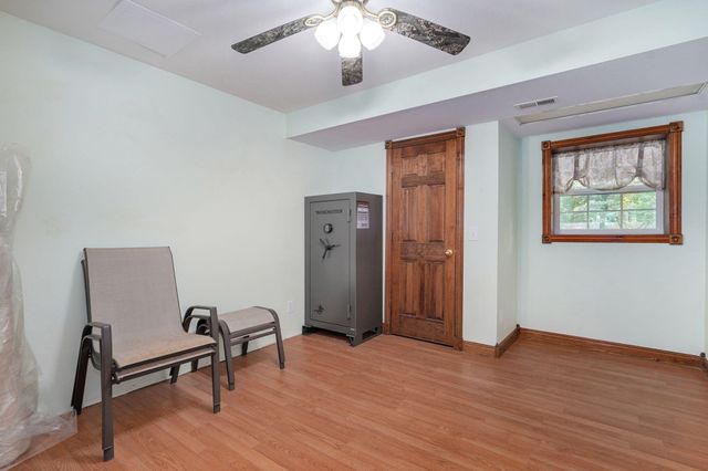 205 Nice Place Road, Clever, MO 65631