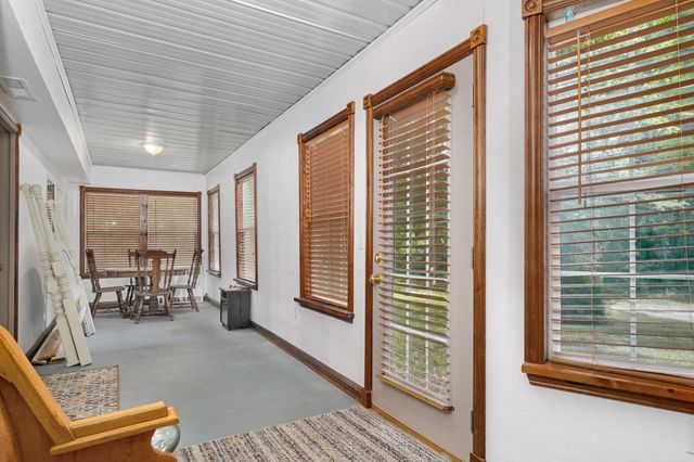 205 Nice Place Road, Clever, MO 65631