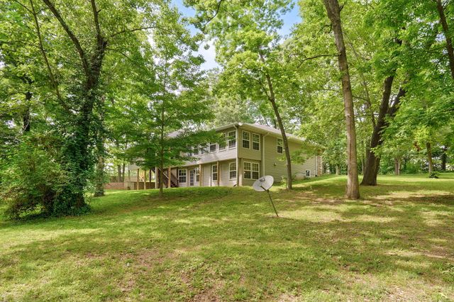 205 Nice Place Road, Clever, MO 65631