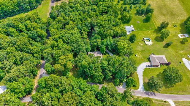 205 Nice Place Road, Clever, MO 65631