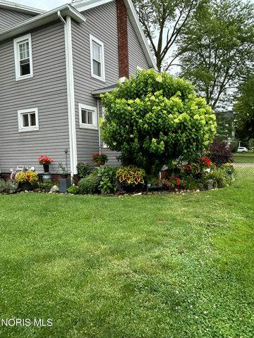 4303 Overland Parkway, Toledo, OH 43612