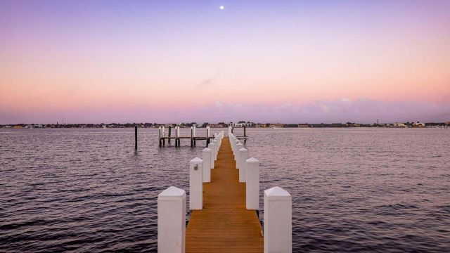 1840 S Ocean Boulevard, Manalapan, FL 33462