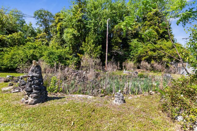 226 Great Neck Landing Road, Hubert, NC 28539