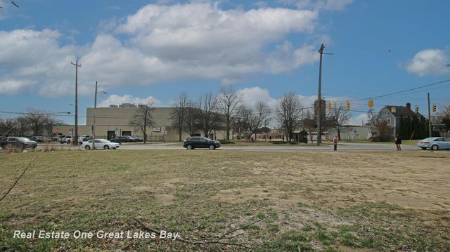 800 Martin Luther King Avenue, Flint, MI 48503