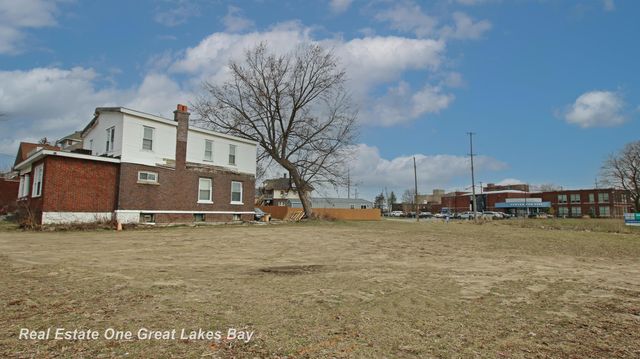 800 Martin Luther King Avenue, Flint, MI 48503