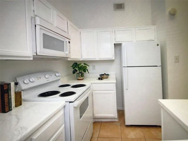 11005 Tobasa Court, Houston, TX 77086