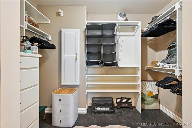 121 Quanah Road, Fort Gibson, OK 74434