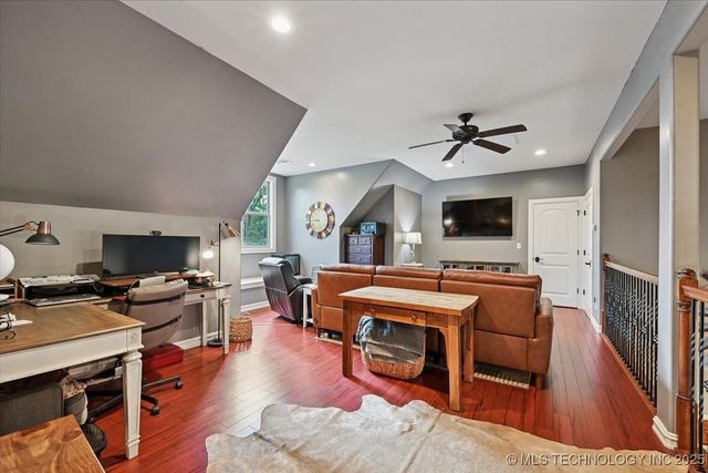 121 Quanah Road, Fort Gibson, OK 74434