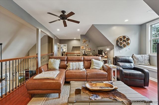 121 Quanah Road, Fort Gibson, OK 74434