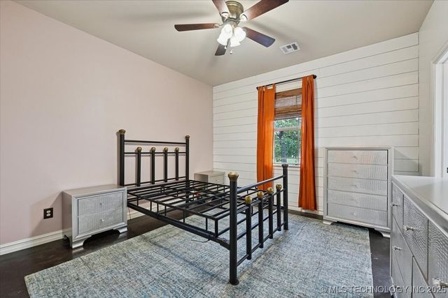 121 Quanah Road, Fort Gibson, OK 74434