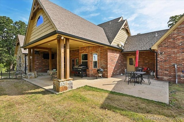 121 Quanah Road, Fort Gibson, OK 74434