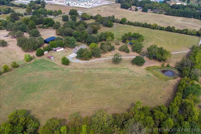 121 Quanah Road, Fort Gibson, OK 74434