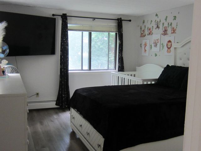 55 Log St Apt 2C, Manchester, NH 03102
