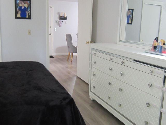 55 Log St Apt 2C, Manchester, NH 03102