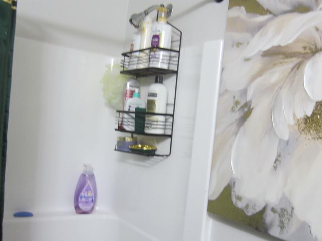 55 Log St Apt 2C, Manchester, NH 03102